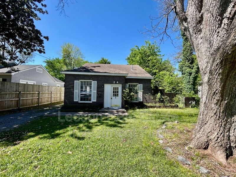 Shreveport House: 274 Carrollton Ave