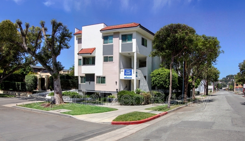 Glendale Condo: 115 West Cypress Street