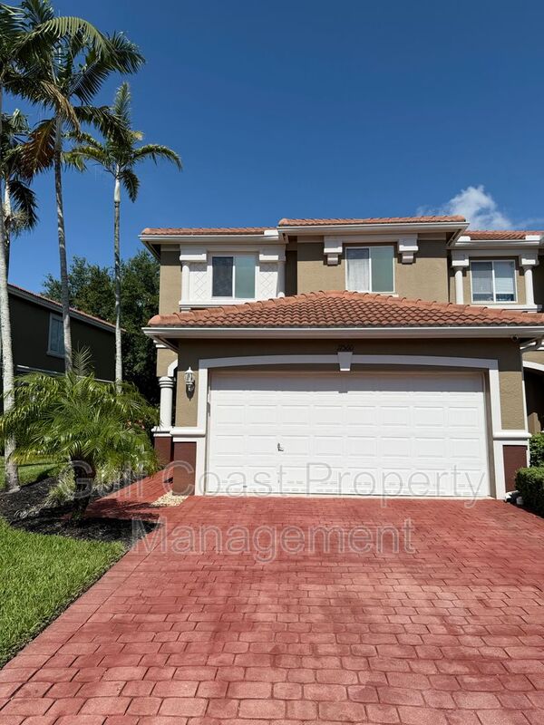 Fort Myers Townhome: 17560 Brickstone Loop