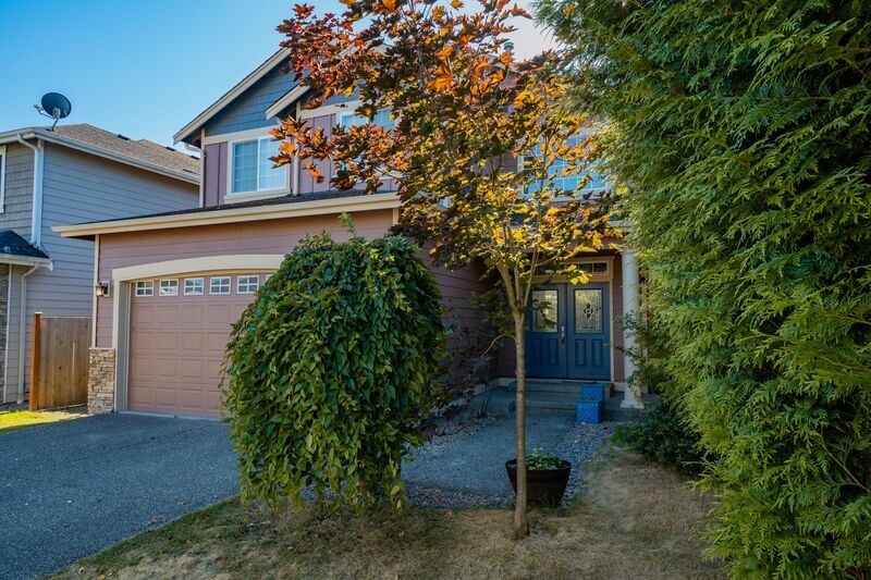 Bothell House: 18410 42nd Ave SE