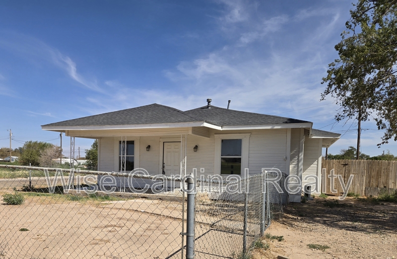 Lubbock House: 7328 26th Street