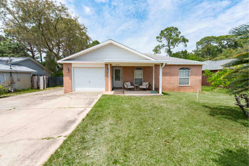 Gulf Breeze House: 3232 Cornell Drive
