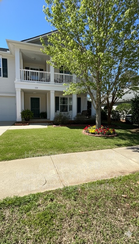 Lexington House: 129 Tolbert St