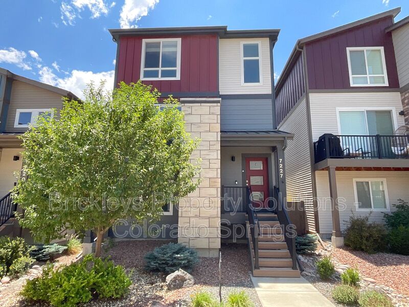 Colorado Springs House: 7227 Berrybrook Ln