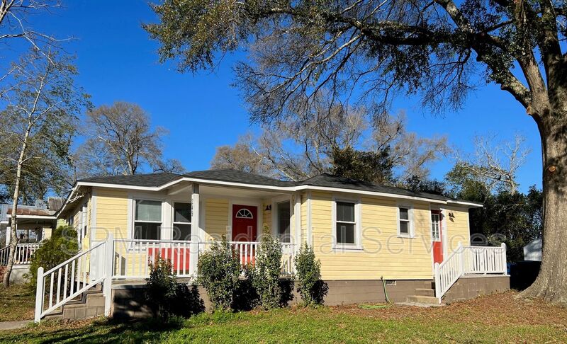 Wilmington House: 249 N Carolina Ave