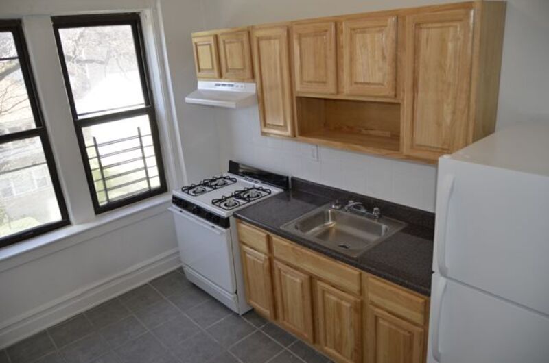 East Orange Condo: 266 4th Avenue - 35A