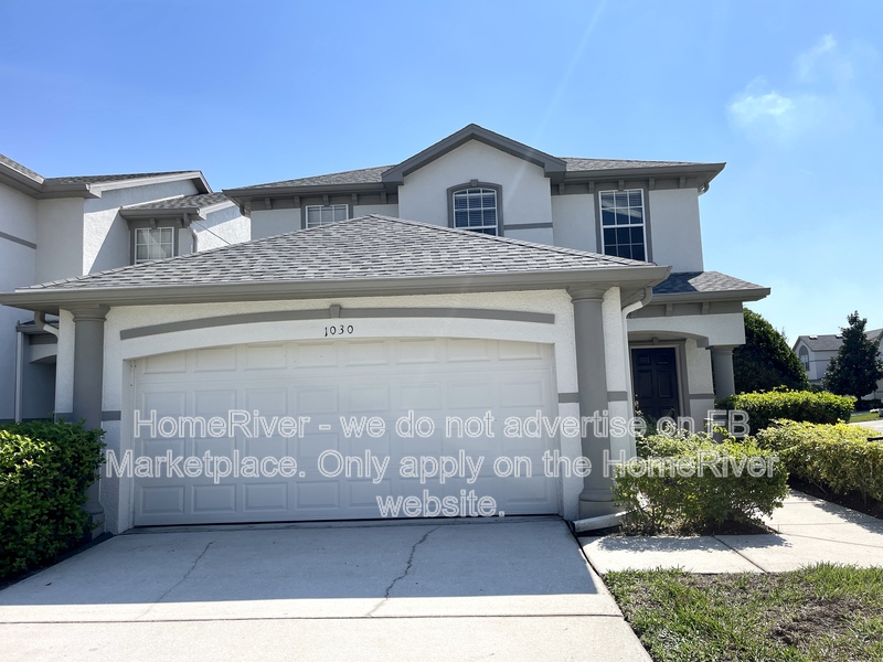 Saint Petersburg House: 1030 Bella Vista Dr NE