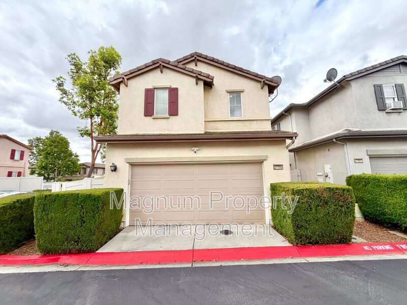 Murrieta House: 27705 Bluebell Ct