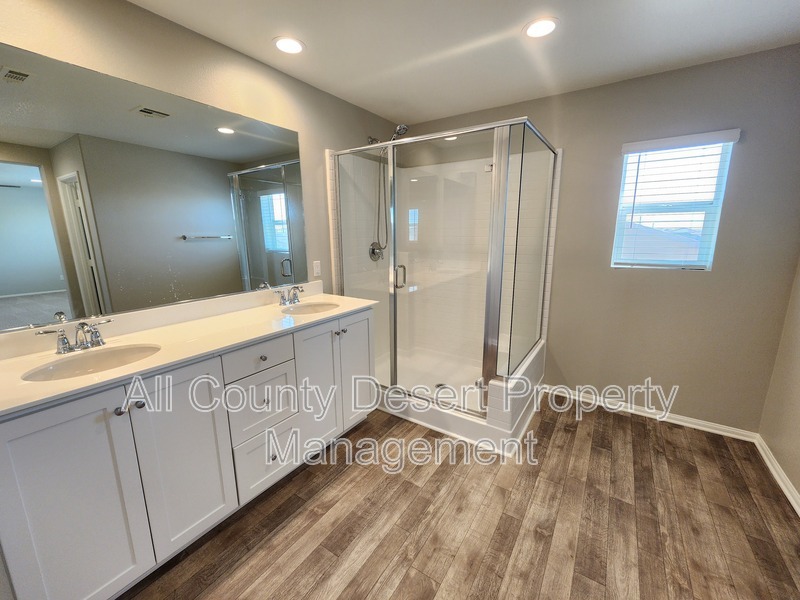 Main Rental Photo 22