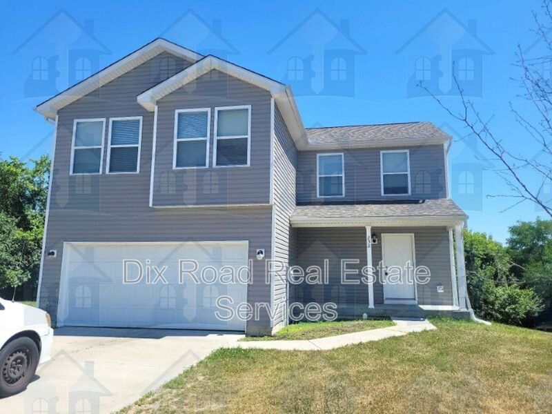 Hamilton House: 232 Timber Hill Drive