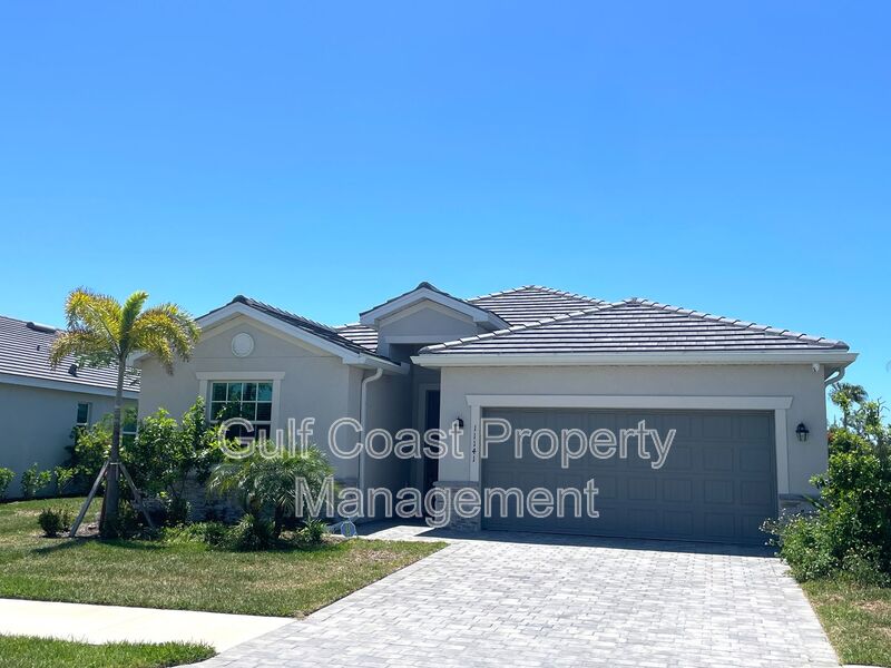 Venice House: 11141 Pinot Drive
