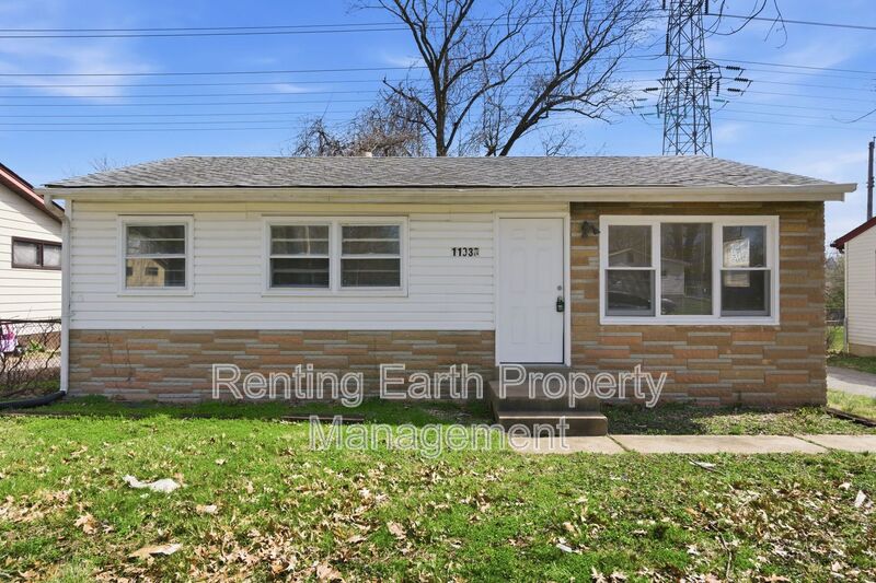 Saint Louis House: 11930 Criterion Ave