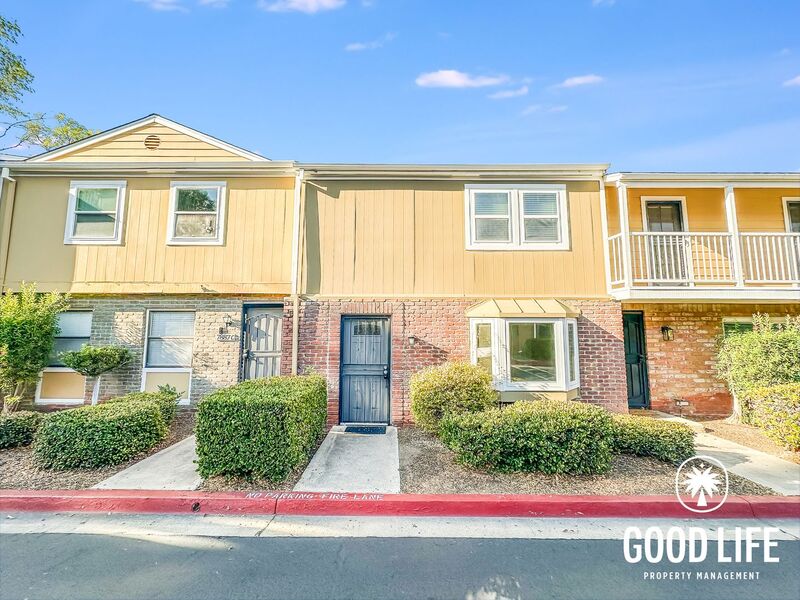 Santee Condo: 7887 Rancho Fanita Dr