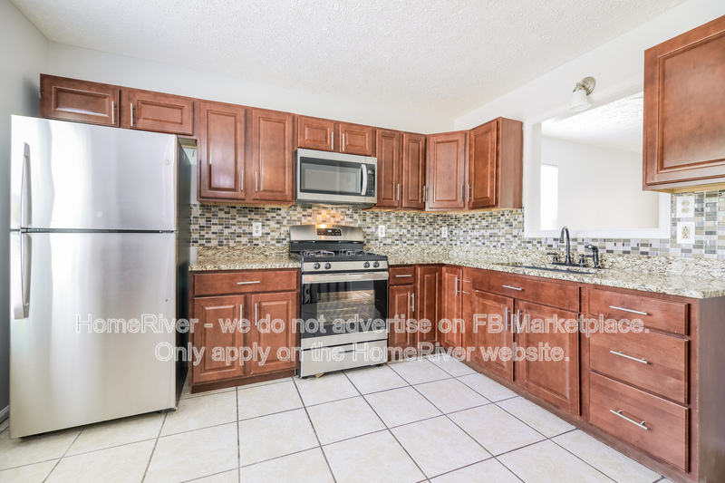 Raleigh House: 8300 Wynewood Ct