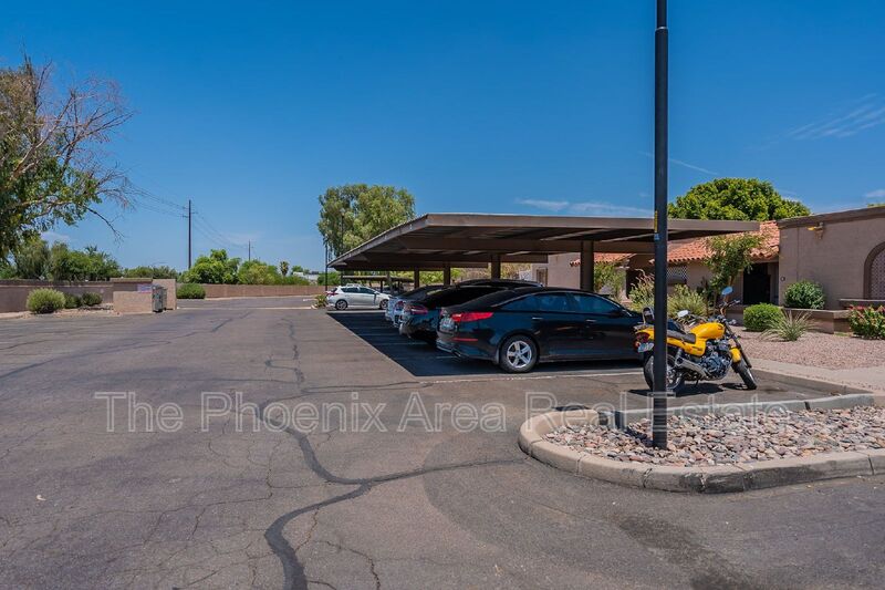 Chandler Condo: 93 N Cooper Rd Unit 20