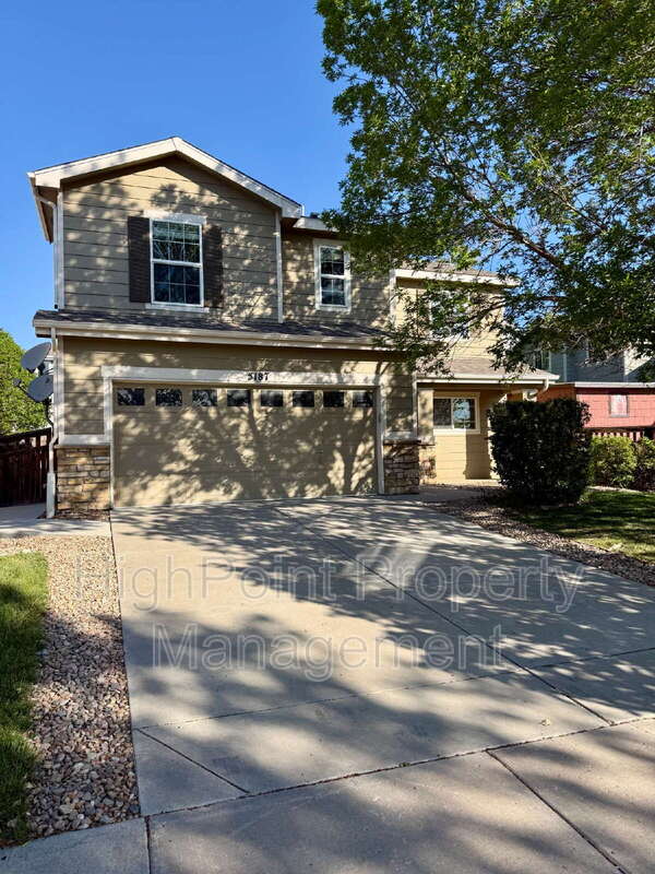 Brighton House: 5187 Pelican St