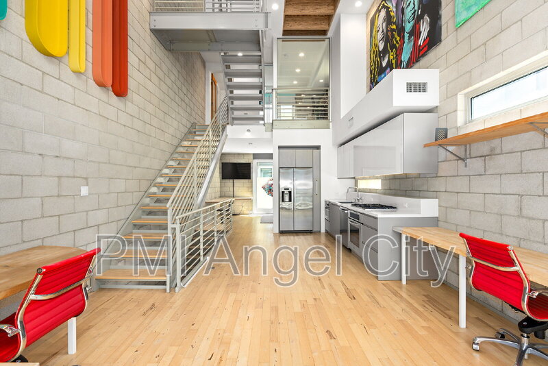 Los Angeles Condo: 3450 Cahuenga Boulevard West