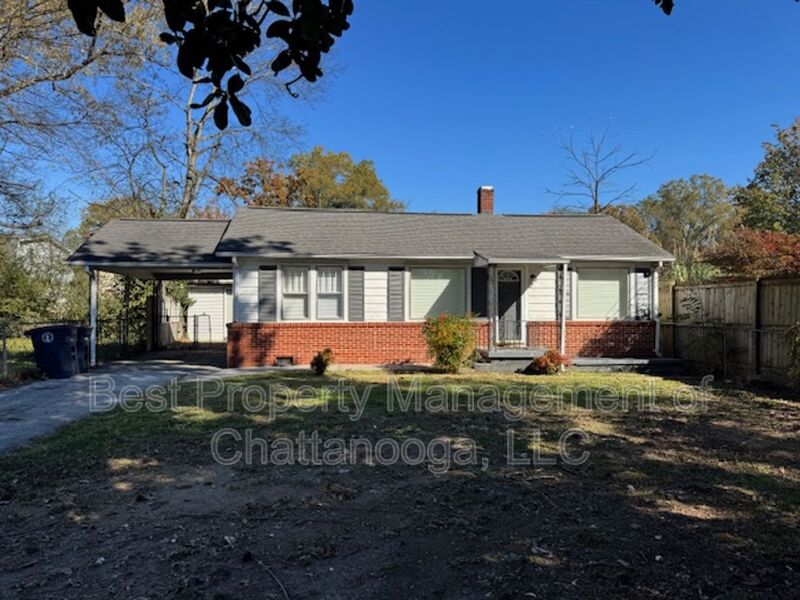 East Ridge House: 5425 Marion Avenue