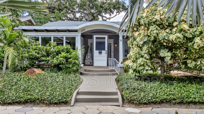 St. Petersburg House: 325 16th Avenue NE