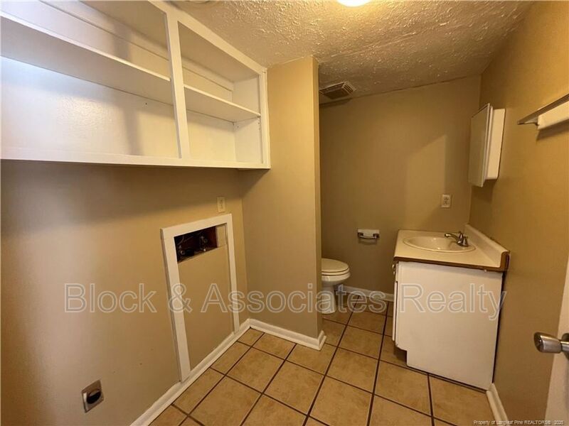 Fayetteville Condo: 4959 Galveston Dr