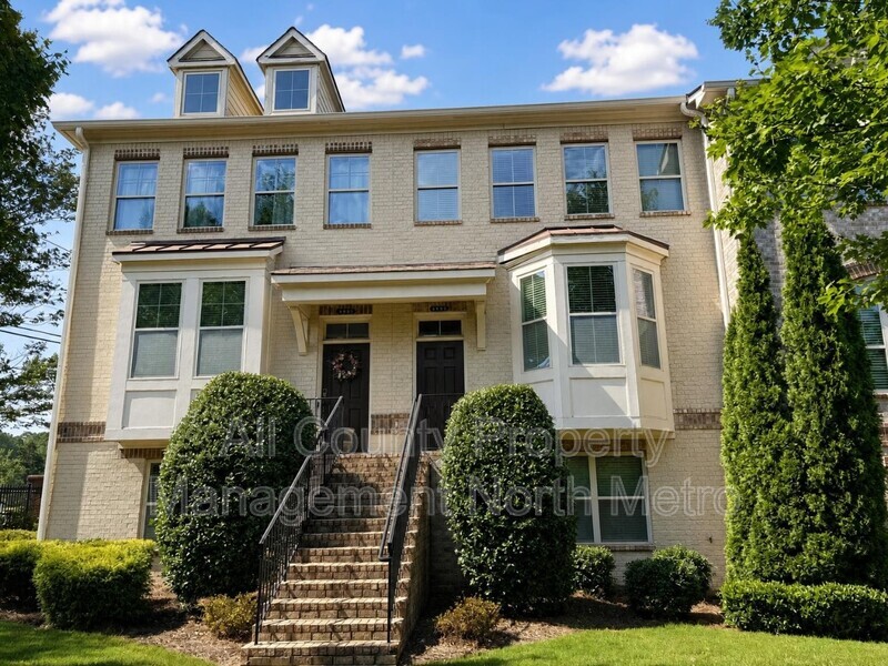 Main image for 4905 Hudson Square