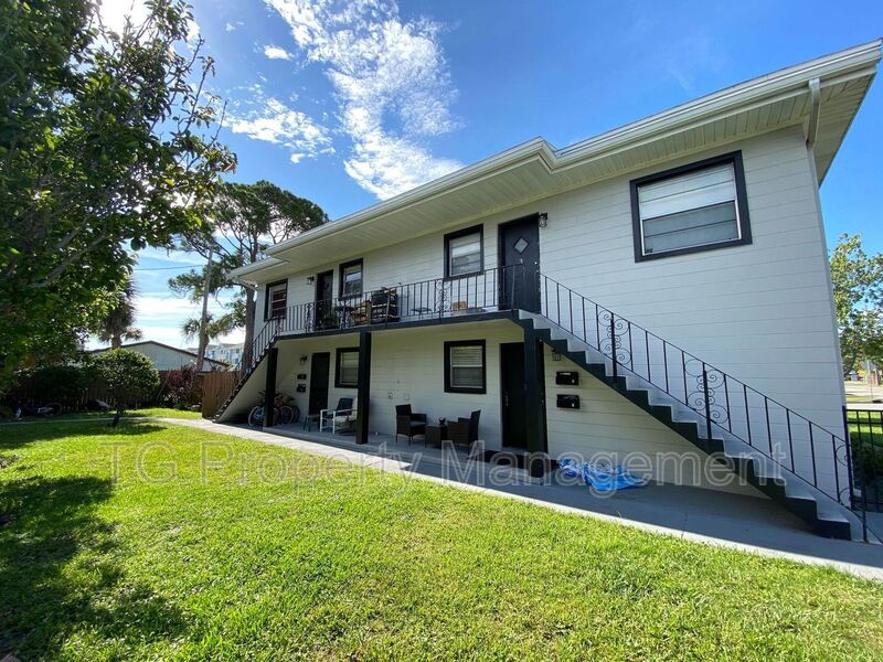 Jacksonville Beach Condo: 201 9th Street North