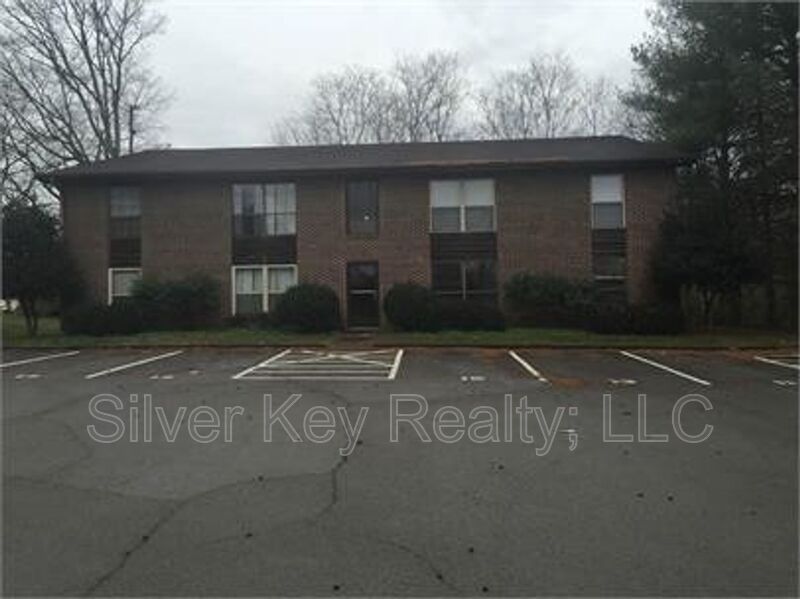 Athens Condo: 311 Sunset Drive