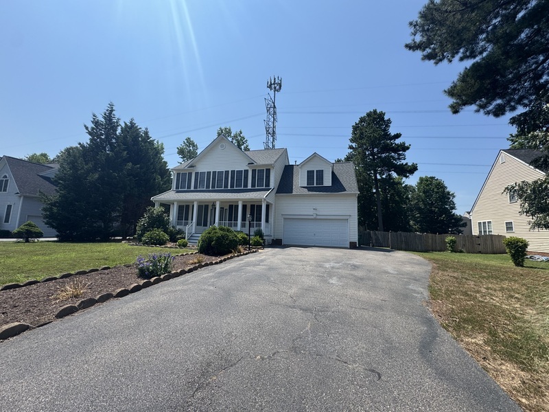 Richmond House: 3049 Danrett ln