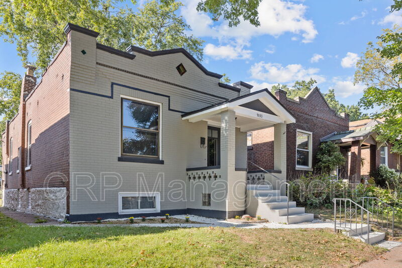 St. Louis House: 5033 Ray Ave