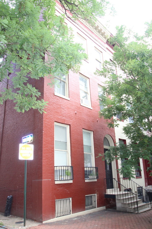 Baltimore Condo: 10 E. Read St