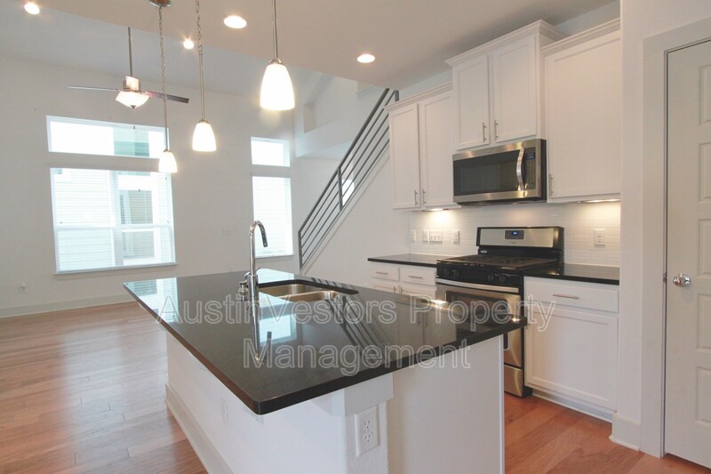 Austin House: 1507 Homespun RD