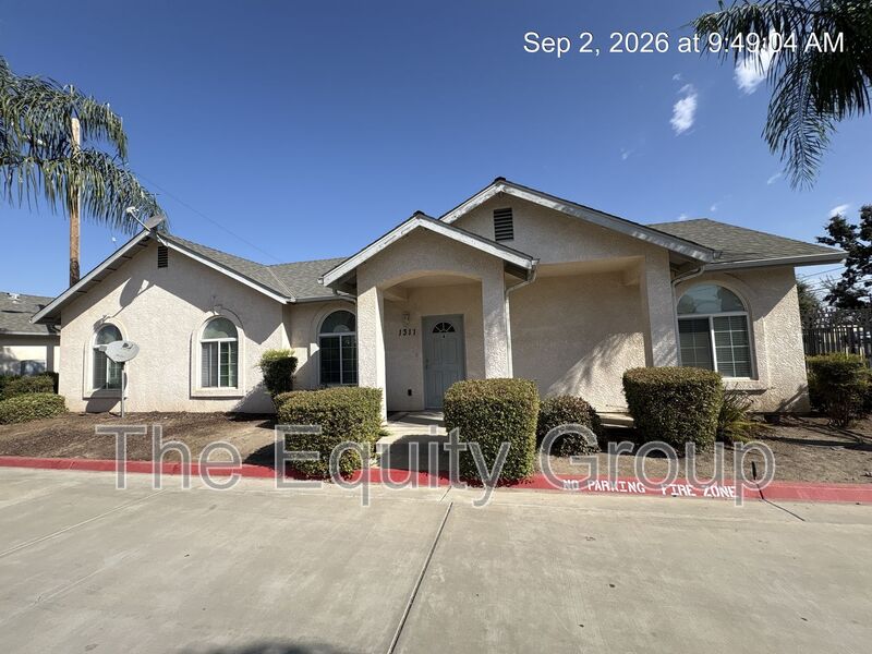 Visalia Condo: 1311 South Crowe Street
