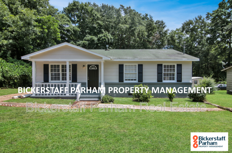 Opelika House: 403 Raintree St