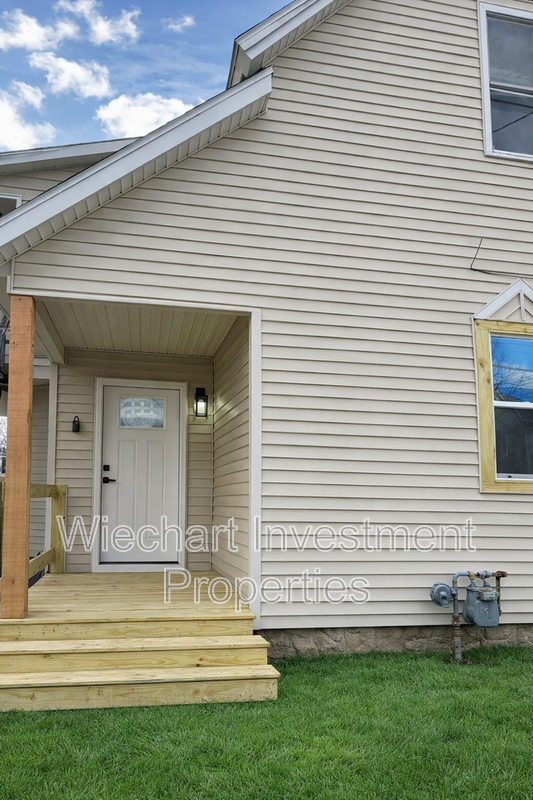 Lima House: 933 W Wayne St