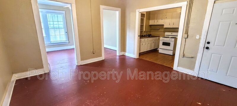 Pensacola Condo: 320 N Barcelona St