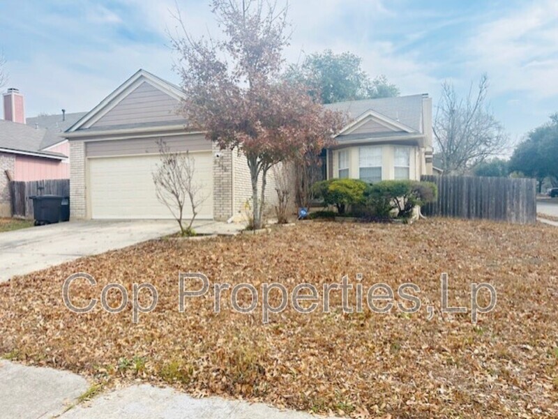 San Antonio House: 6338 Broadmeadow