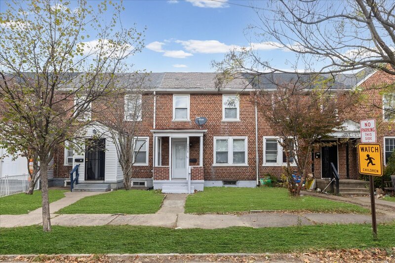 Camden House: 1215 S Octagon