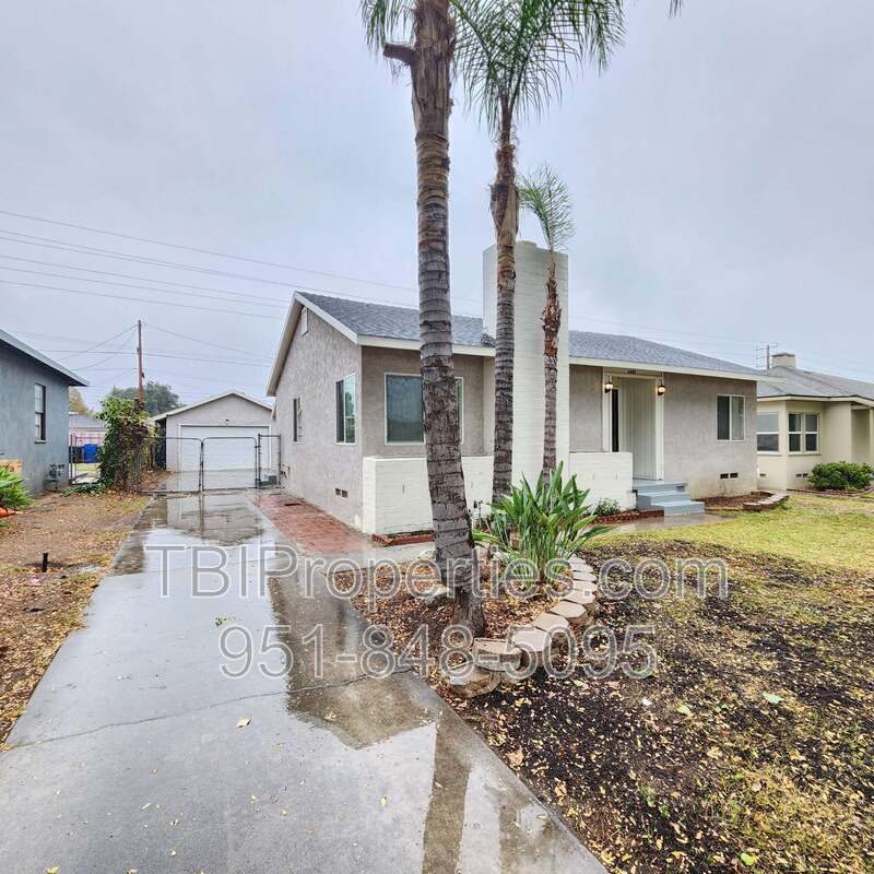 San Bernardino House: 3485 Belle St