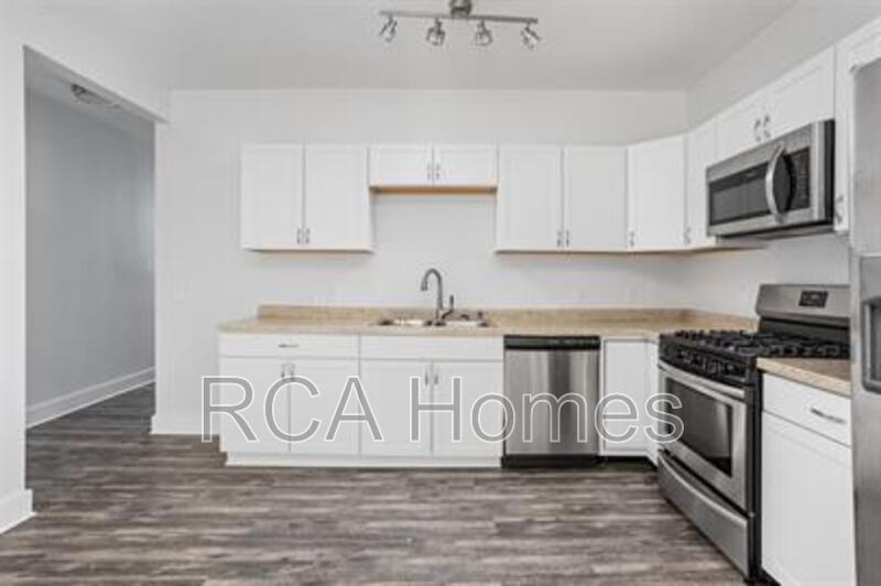 Indianapolis Condo: 1112 Pleasant St, Unit 2