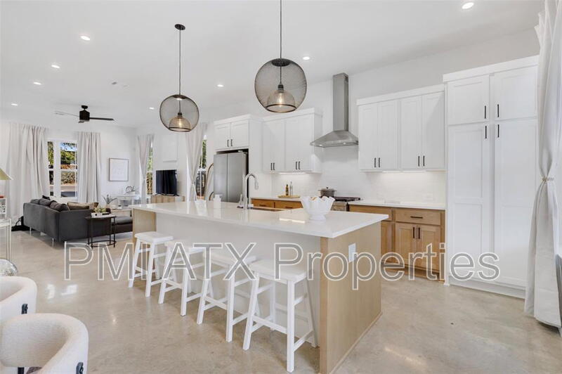 Austin House: 5007 Lott Avenue 1