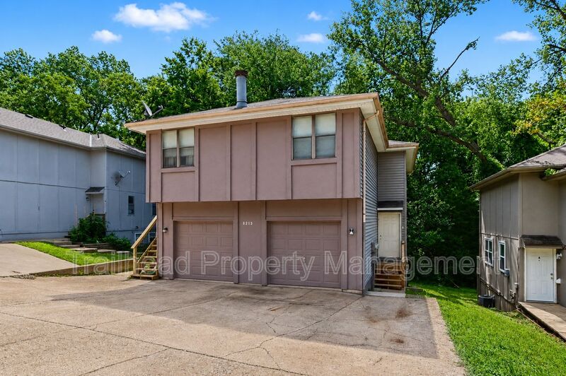 Kansas City Condo: 8213 N Everton Ave