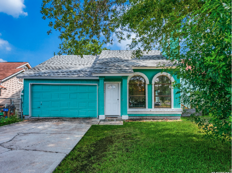 San Antonio House: 5978 Sunrise Bend Drive