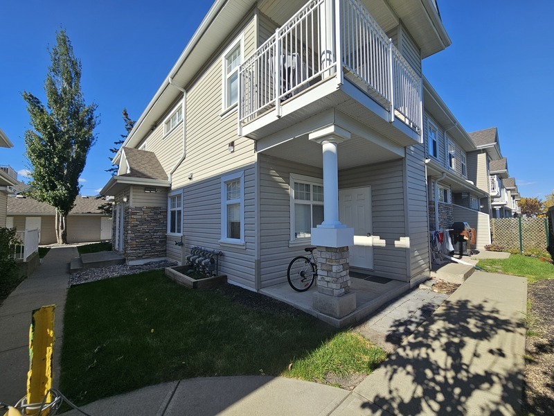 Edmonton Condo: 1179 Summerside Dr SW