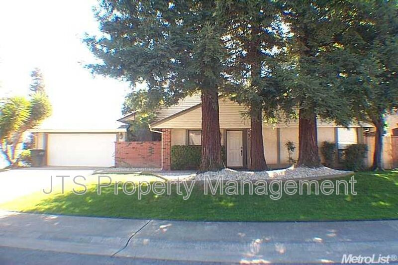 Sacramento House: 31 Yuba River Circle