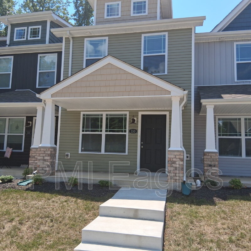 Clarksville Townhome: 150 Davis Rdg Ln