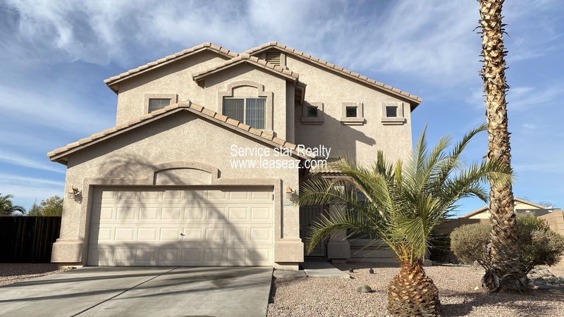 Surprise House: 13186 W Gelding Cir
