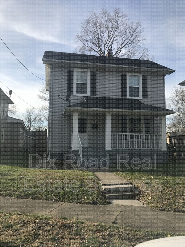 Middletown House: 714 Poplar Street