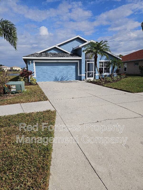 North Port House: 1556 Scarlett Ave