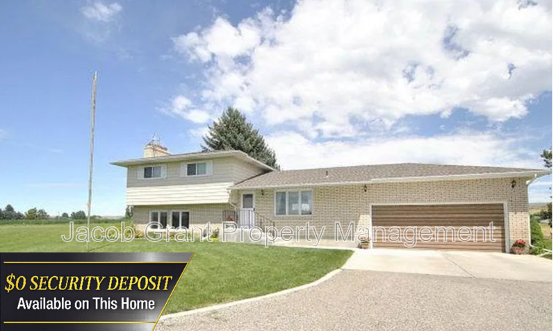 Idaho Falls House: 4275 S 45th E