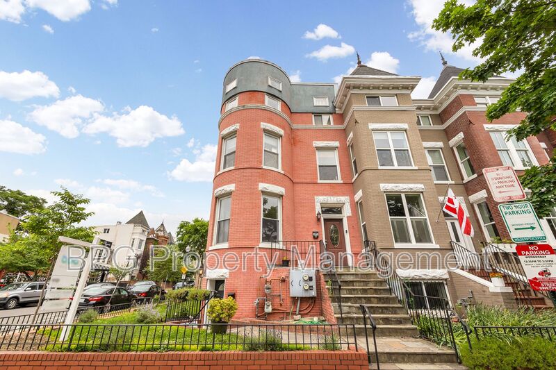 Washington Condo: 1819 1st St. NW